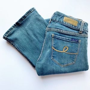 Seven7 Bootcut Rhinestone Back Pocket Size 27Jeans